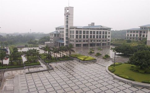 华师大主考专业培训招生本科怎么报名(图1) 华师大主考专业培训招生本科怎么报名(图1)